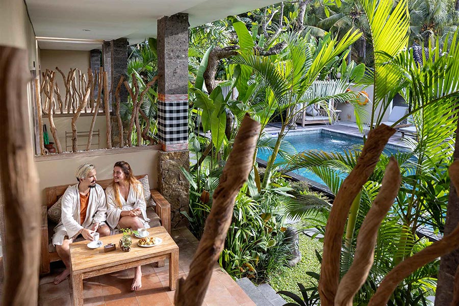 Suite Pool Access